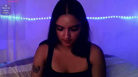 Bella online show from 04-30-26, 06:03