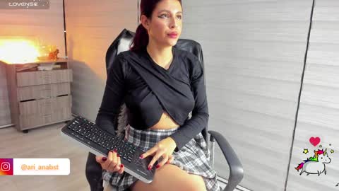 Ariana online show from 02-08-25, 03:08