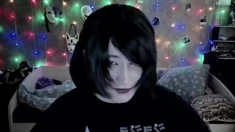 Ahri online show from 11-23-25, 08:41