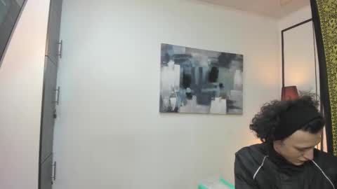 aria y orien  online show from 12-03-25, 10:57