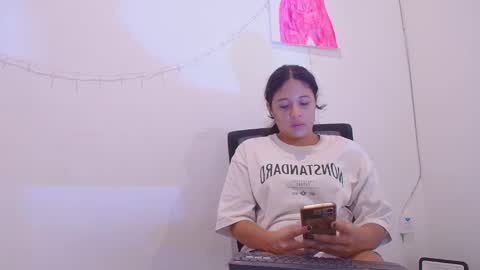 aria_arthur online show from 09-22-25, 08:00