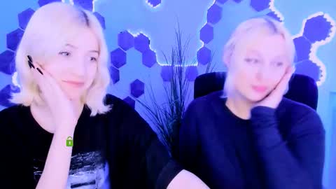 Snapshot of aria_blaze_ chatting on 03-17-26, 09:56 aria_blaze_ online show from 03-17-26, 09:56