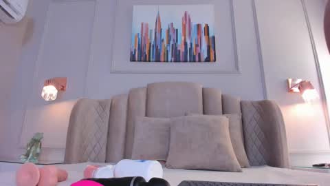 Snapshot of aria_greco chatting on 12-14-24, 02:56 Aria  online show from 12-14-24, 02:56