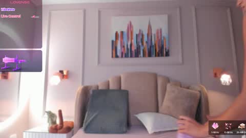 Snapshot of aria_greco chatting on 02-07-25, 09:37 Aria  online show from 02-07-25, 09:37