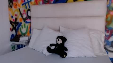 aria online show from 12-04-24, 11:30