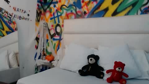 aria online show from 10-17-25, 12:19