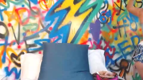 aria online show from 04-15-26, 05:53