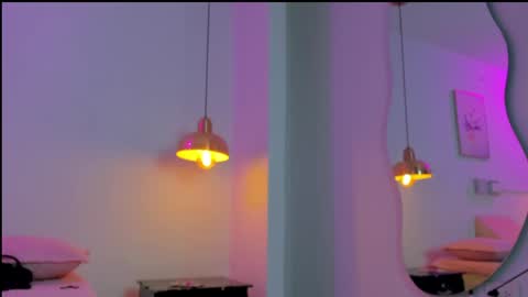 Snapshot of aria_millers1 chatting on 05-05-26, 11:18 aria_millers1 online show from 05-05-26, 11:18