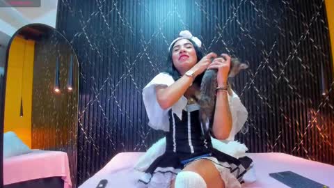 Snapshot of aria_millers_ chatting on 10-09-25, 11:30 Aria Millers online show from 10-09-25, 11:30
