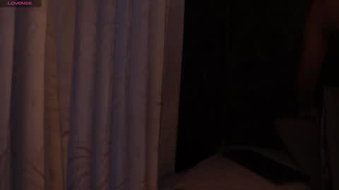 Ariaa online show from 11-27-25, 06:32