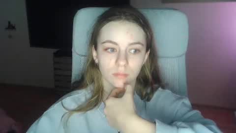 AriaCreazy online show from 03-26-26, 09:42