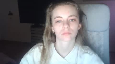 AriaCreazy online show from 04-20-26, 08:21