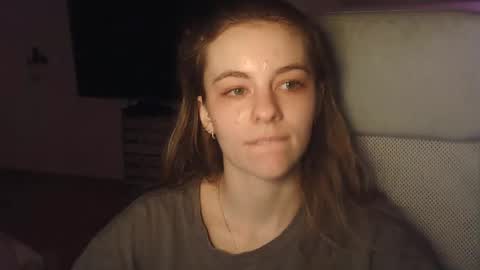 AriaCreazy online show from 04-21-26, 08:23