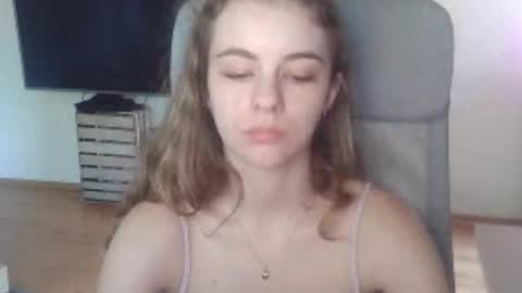 AriaCreazy online show from 06-02-26, 09:11
