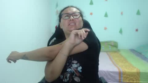 Snapshot of ariadna_6 chatting on 01-28-25, 06:28 ...Ariana... online show from 01-28-25, 06:28