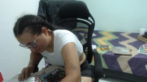 Snapshot of ariadna_6 chatting on 06-24-26, 05:45 ...Ariana... online show from 06-24-26, 05:45