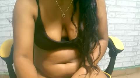 ariah13 online show from 05-18-26, 05:24