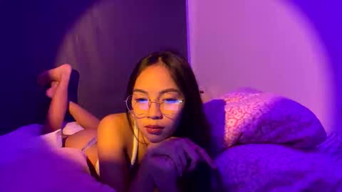 Snapshot of ariamariz chatting on 09-12-25, 03:28 Aria Mariz online show from 09-12-25, 03:28
