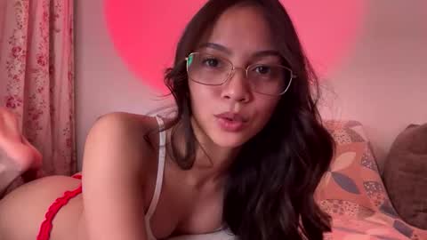 Aria Mariz online show from 11-23-25, 04:12