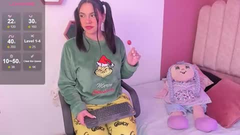 ariana__clauss online show from 11-20-25, 07:24