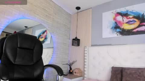 Ari online show from 04-18-26, 03:10