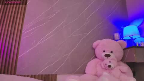 Ariana online show from 07-16-26, 12:11
