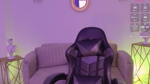 Ariana online show from 11-15-25, 04:32