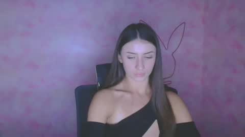 Ariana online show from 10-27-25, 12:31