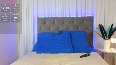 Ariana online show from 11-11-25, 11:16