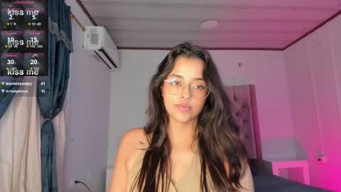 Ariana  online show from 12-07-24, 11:12