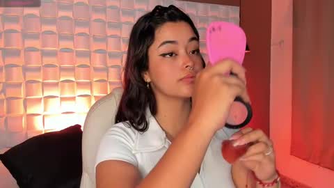 Ariana  online show from 09-13-25, 01:33