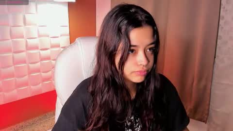 Ariana  online show from 09-21-25, 12:40