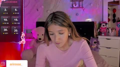 Snapshot of ariana_rosse__ chatting on 01-16-26, 02:04 Ariana online show from 01-16-26, 02:04