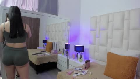  ariana  online show from 03-13-26, 04:24