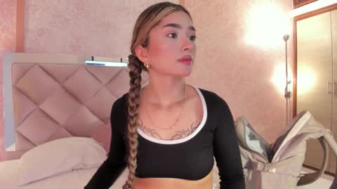 Ari online show from 10-18-25, 12:13