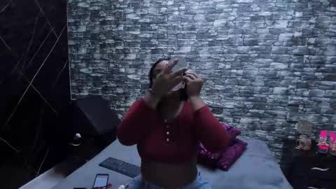 Ariana online show from 11-14-25, 11:53