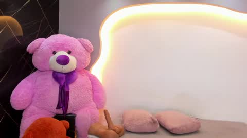 Ariana online show from 06-25-26, 12:31