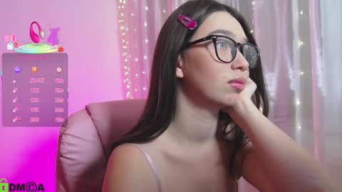 Snapshot of arianahot777 chatting on 09-26-25, 10:25 arianahot777 online show from 09-26-25, 10:25