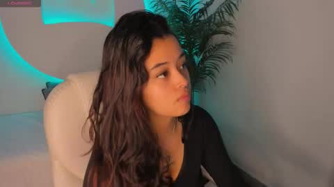 Snapshot of arianapierce chatting on 10-14-25, 12:17 arianapierce online show from 10-14-25, 12:17