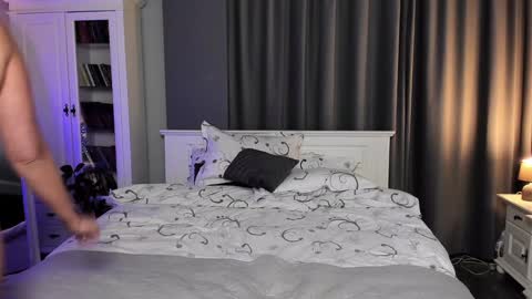 Ana online show from 12-18-24, 03:00