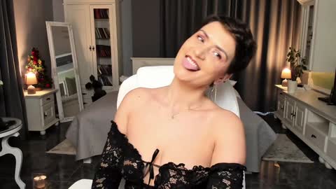 Ana online show from 01-23-25, 09:39