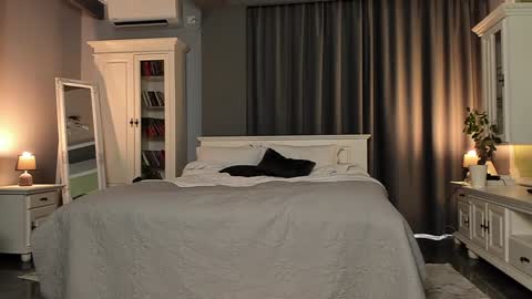 Ana online show from 01-25-25, 10:08