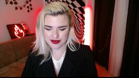 Snapshot of arianasaint chatting on 02-18-26, 05:31 Mistress Ariana online show from 02-18-26, 05:31