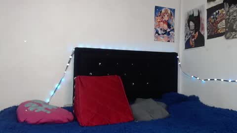 Snapshot of arianauwu666 chatting on 03-08-25, 10:13 help me 100 hands up my OF is Free  online show from 03-08-25, 10:13