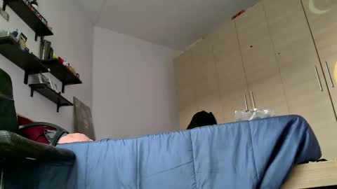 Banana online show from 01-16-25, 03:46