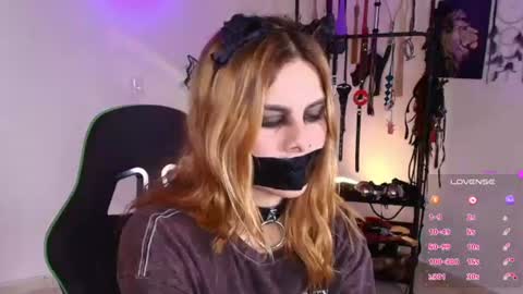 arianna_connorr online show from 06-17-26, 04:52