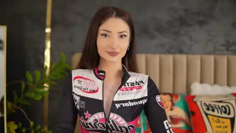 Snapshot of arianna_moonx chatting on 07-13-26, 02:20 arianna_moonx online show from 07-13-26, 02:20