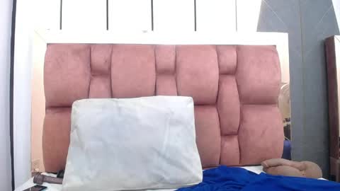 arianna pearl online show from 04-18-26, 01:59