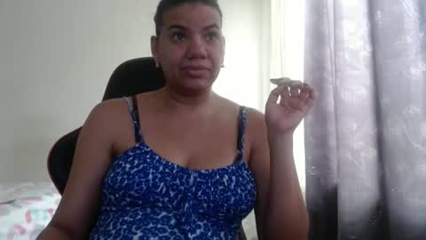 ariannaloovel online show from 12-02-25, 02:45