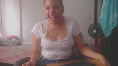 Snapshot of ariannaloovel chatting on 05-02-26, 06:46 ariannaloovel online show from 05-02-26, 06:46